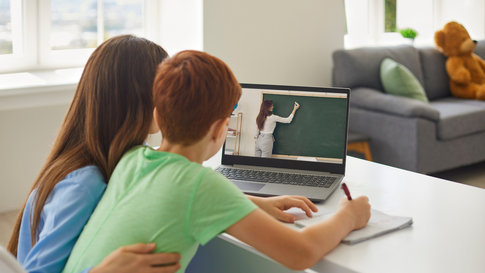 Çocuklara İngilizce eğitimi avantajları SpeakUp